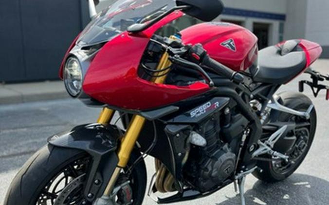 2022 Triumph Speed Triple RR Red