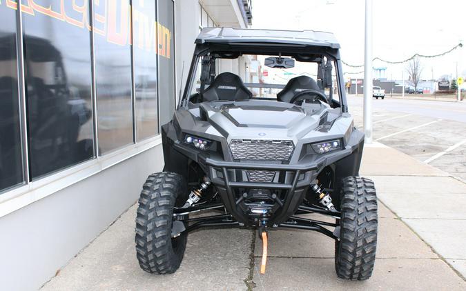 2025 Polaris GENERAL XP 4 1000 ULTIMATE - GRANITE GRAY Ultimate
