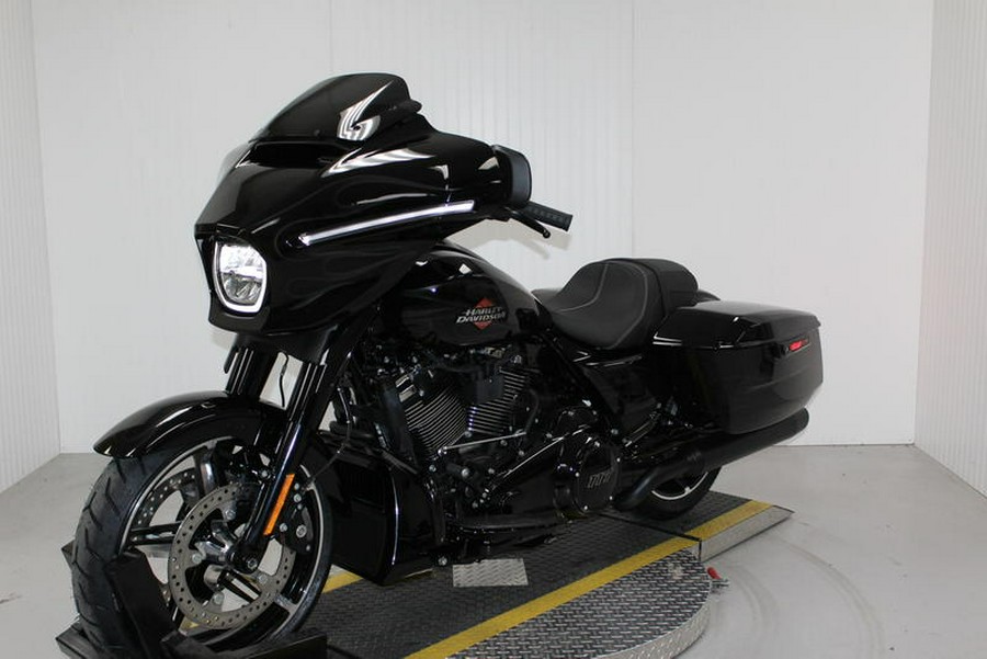 2025 Harley-Davidson® FLHX - Street Glide®