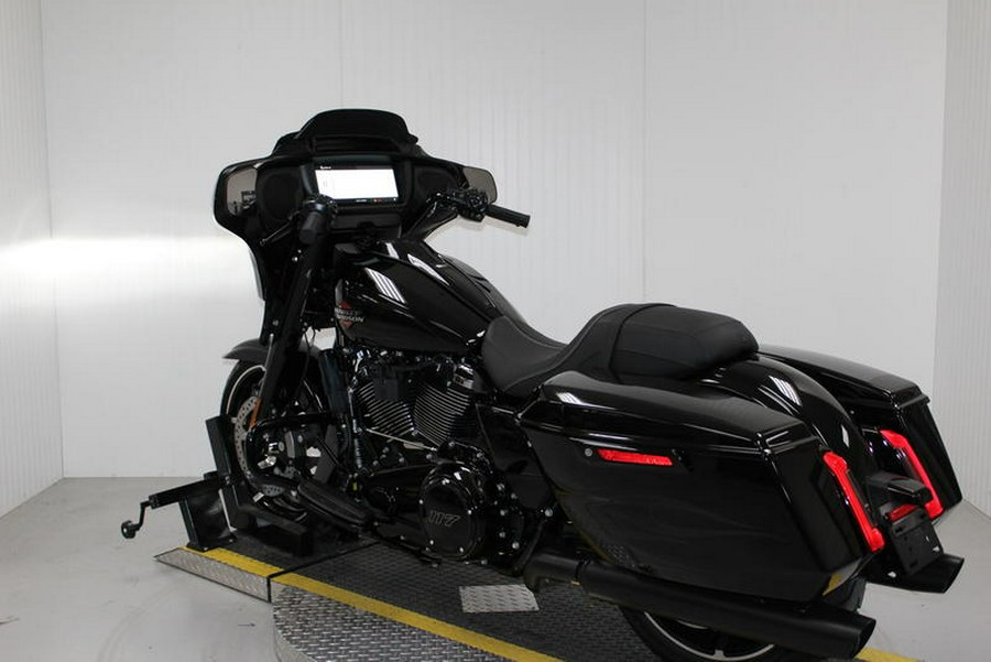2025 Harley-Davidson® FLHX - Street Glide®