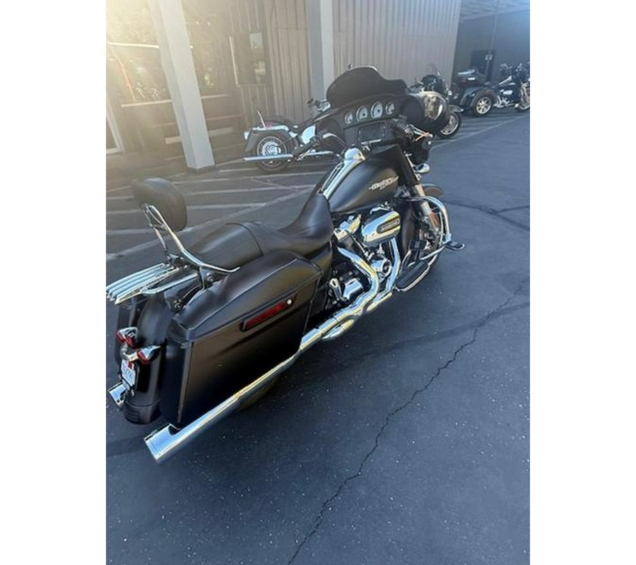 2017 Harley-Davidson® FLHXS - Street Glide® Special