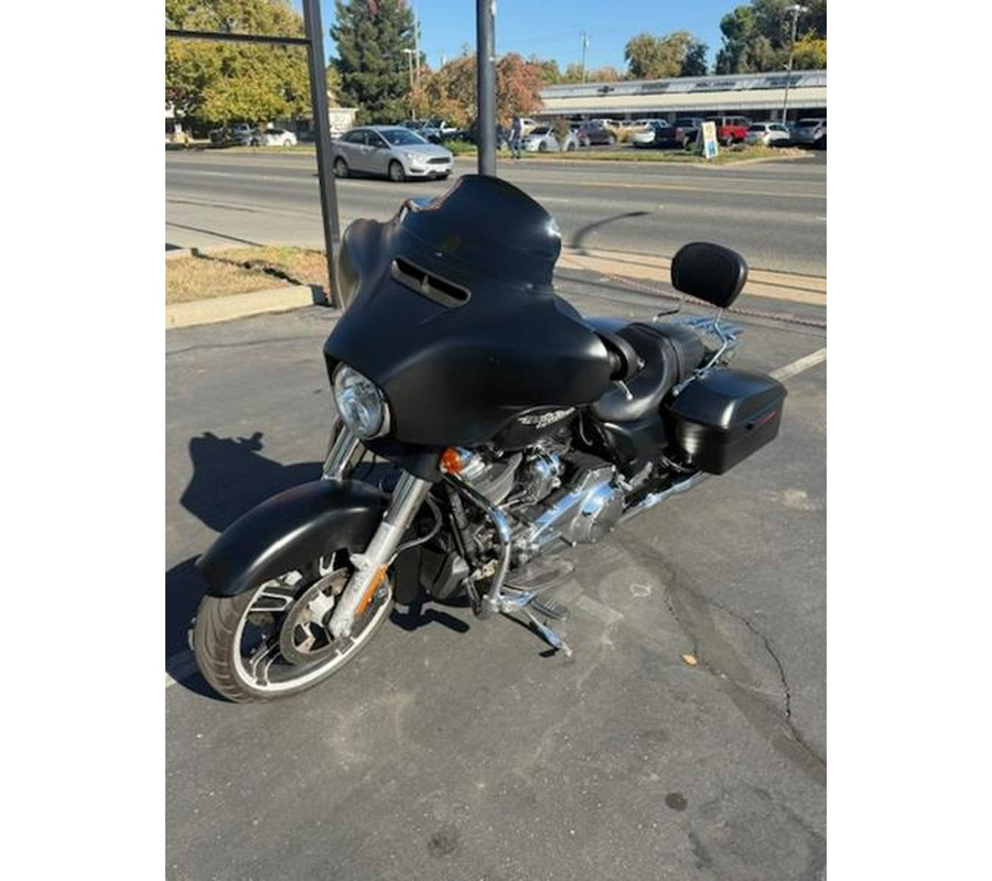 2017 Harley-Davidson® FLHXS - Street Glide® Special