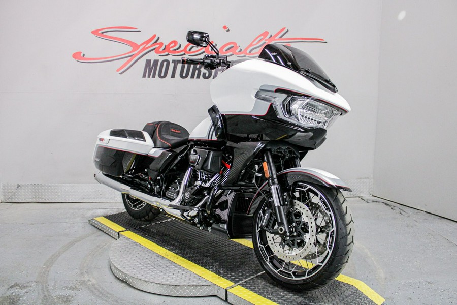 2024 Harley-Davidson CVO™ Road Glide®