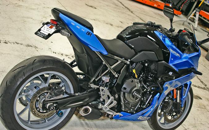 2024 SUZUKI GSX-8R CA