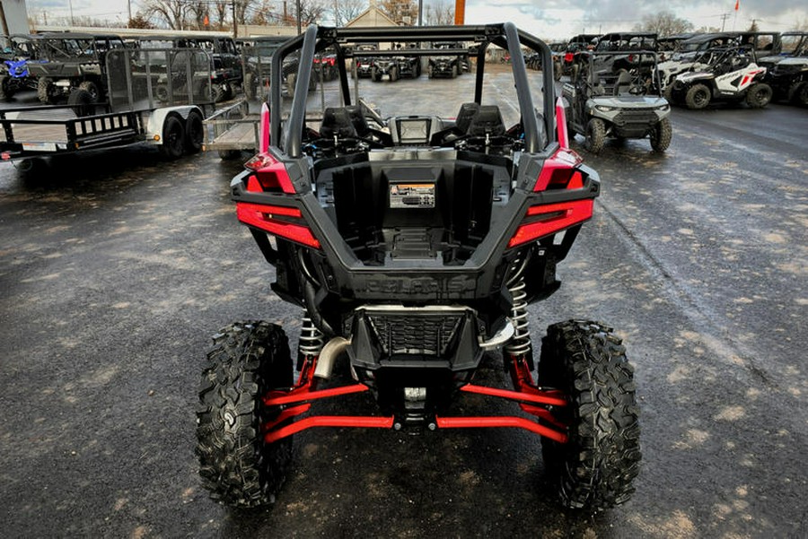 2022 Polaris® PRO XP 4 PREMIUM - SUNSET RED (CA)