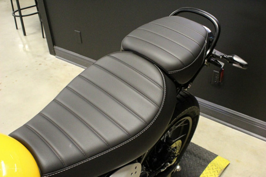 2026 Triumph Scrambler 400 XC