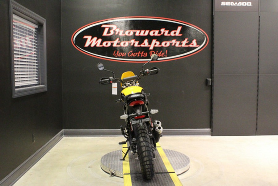 2026 Triumph Scrambler 400 XC