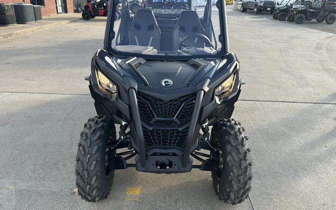 2026 Can-Am Maverick Trail DPS 700
