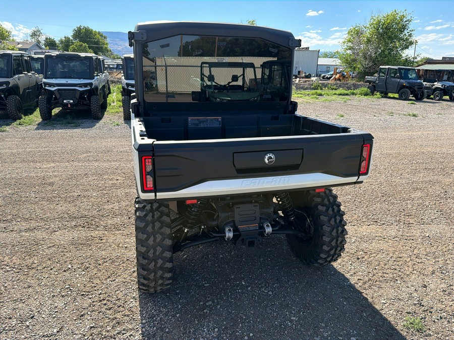 2026 Can-Am Defender MAX Limited HD11