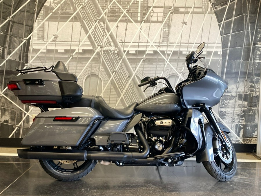HarleyDavidson® Road Glide® Limited 2021 FLTRK 601067 GAUNTLET GRAY