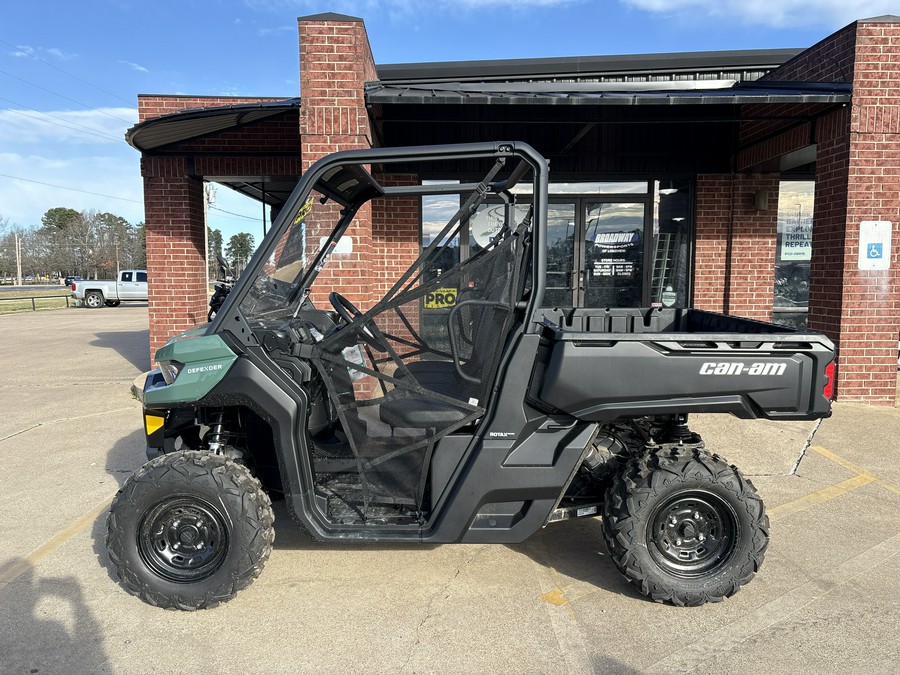 2026 Can-Am Defender HD9