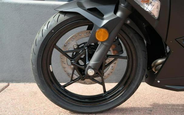 2026 Kawasaki Ninja® 500