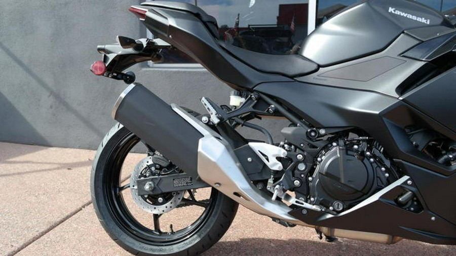 2026 Kawasaki Ninja® 500