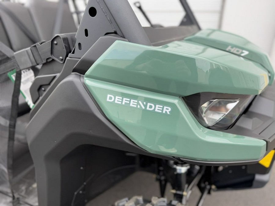 2025 Can-Am® Defender MAX HD7