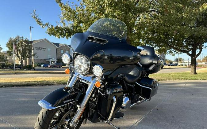 2018 Harley-Davidson® FLHTCU - Electra Glide® Ultra Classic®