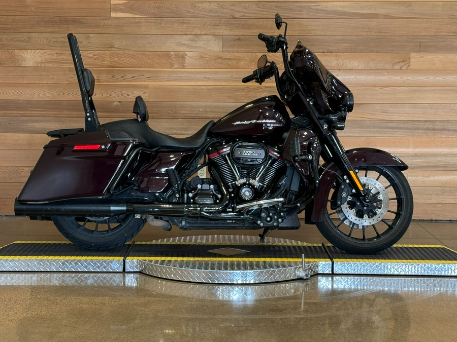 2019 Harley-Davidson CVO™ Street Glide®