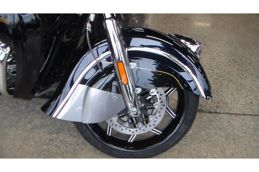 2025 ROADMASTER ELITE, SPIRIT BLU CNDY FADE, 49S Elite - Indian Motorcycle