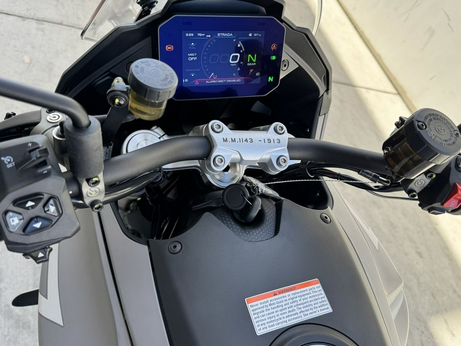 2024 Moto Guzzi V100 Mandello Aviazione Navale