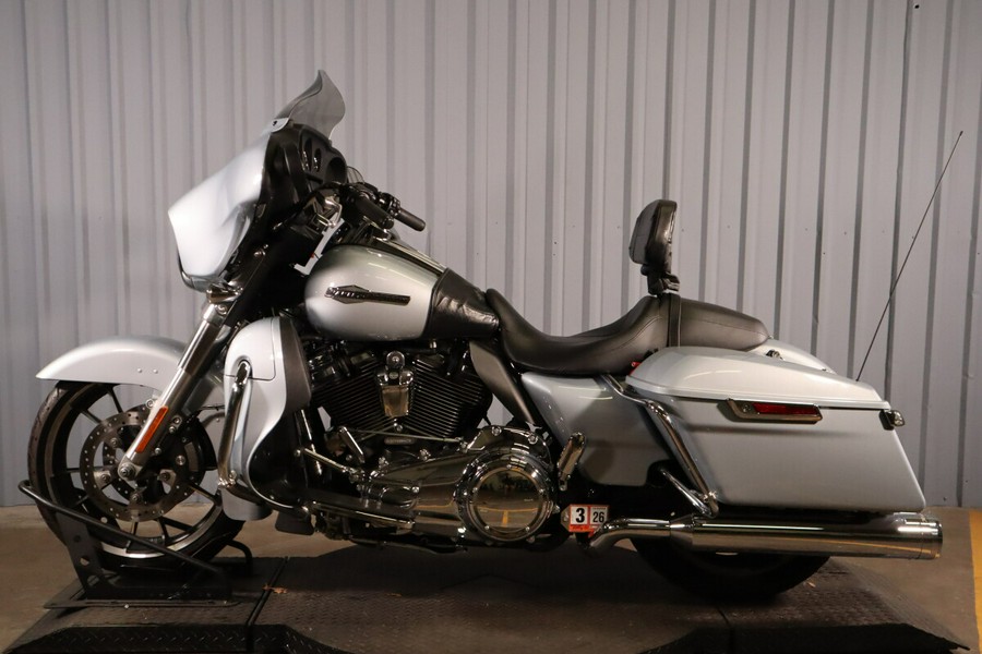 2023 Harley-Davidson Street Glide