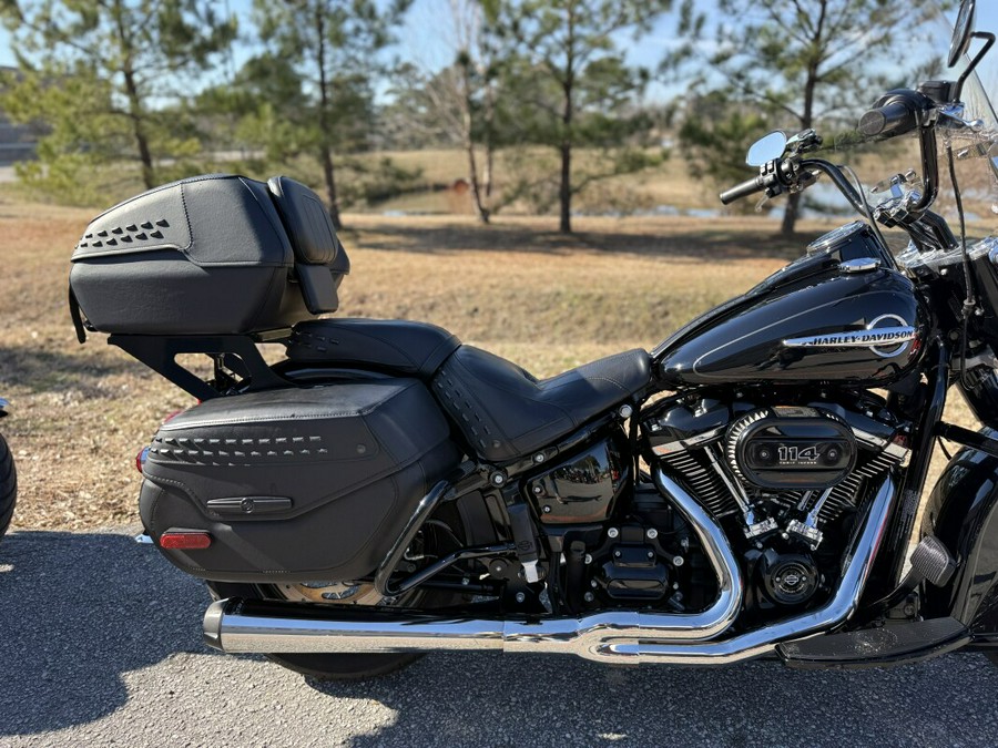2020 Harley-Davidson® FLHCS Heritage Classic 114