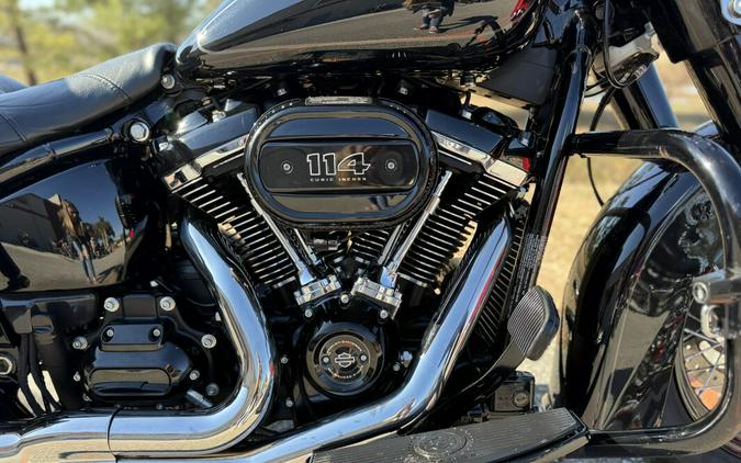 2020 Harley-Davidson® FLHCS Heritage Classic 114