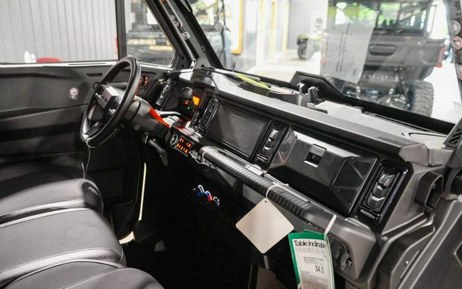 2026 Can-Am Defender MAX XT CAB HD11