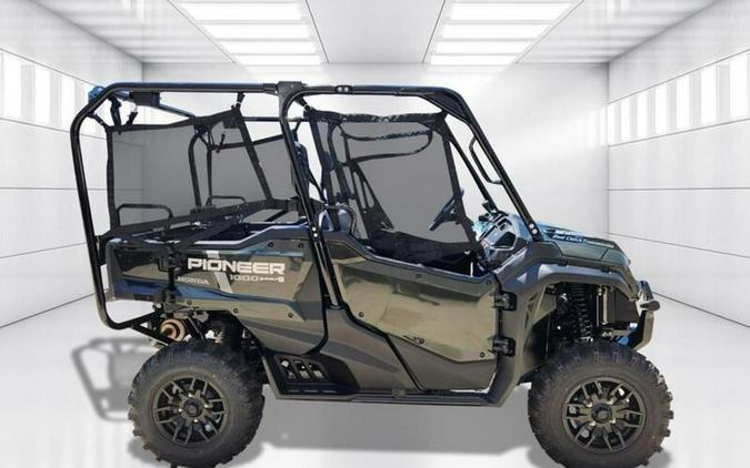 2024 Honda Pioneer 1000-5 Deluxe