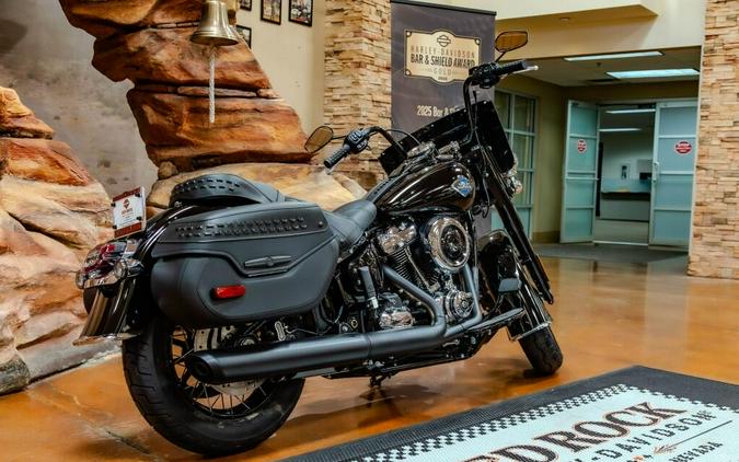 2025 Harley-Davidson Heritage Classic Cruiser FLHC