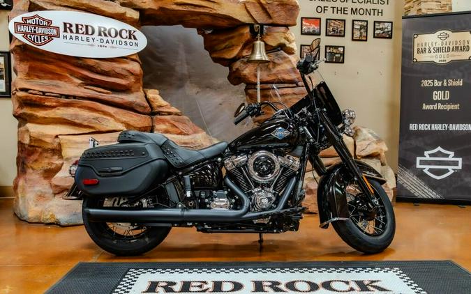2025 Harley-Davidson Heritage Classic Cruiser FLHC