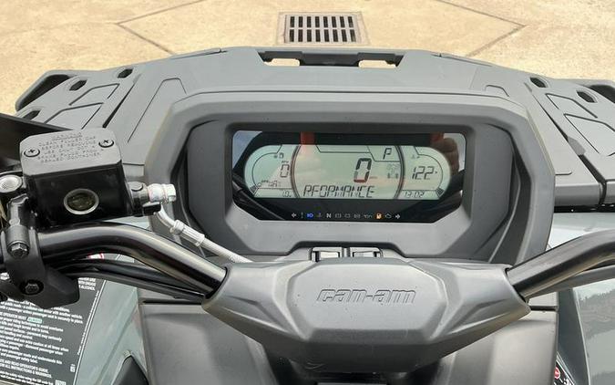 2027 Can-Am® Outlander MAX XT 1000 7.6 in.