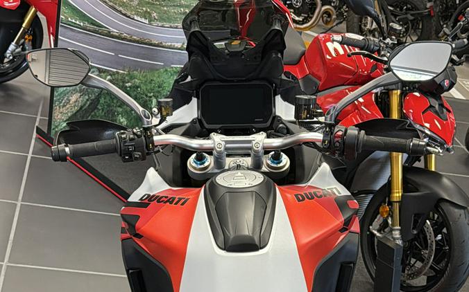 2025 Ducati Multistrada V4 RS