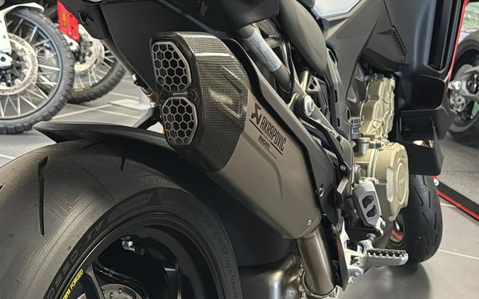 2025 Ducati Multistrada V4 RS