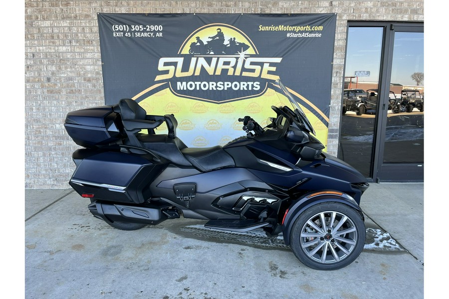 2022 Can-Am Spyder RT