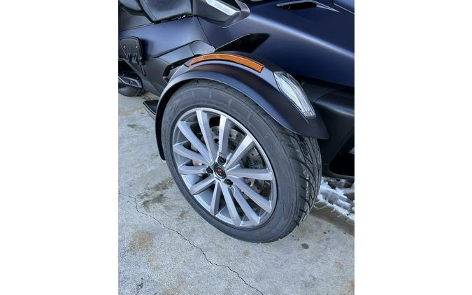 2022 Can-Am Spyder RT