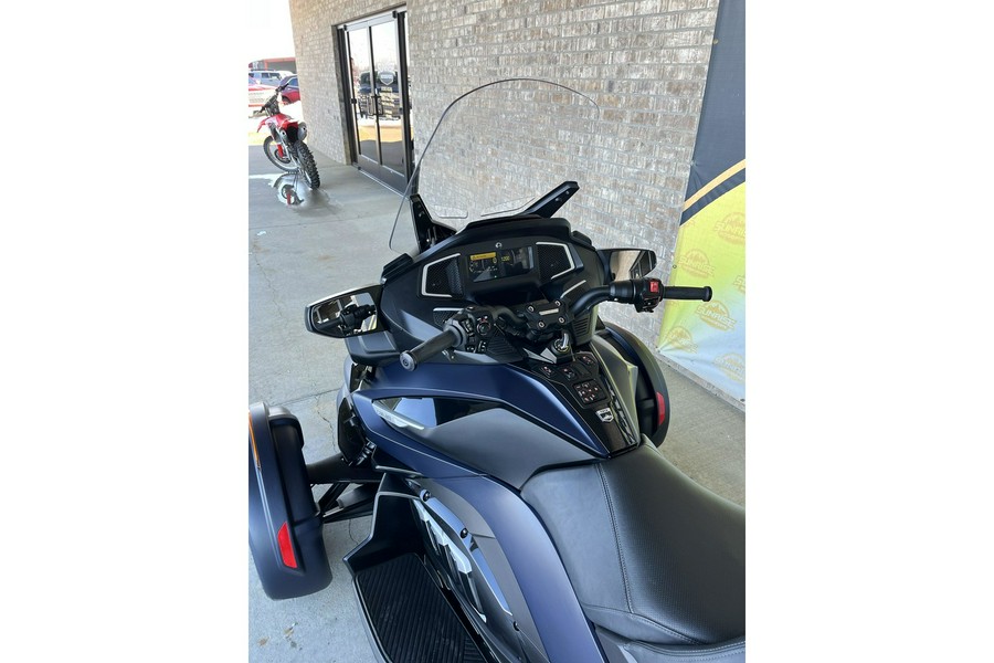 2022 Can-Am Spyder RT