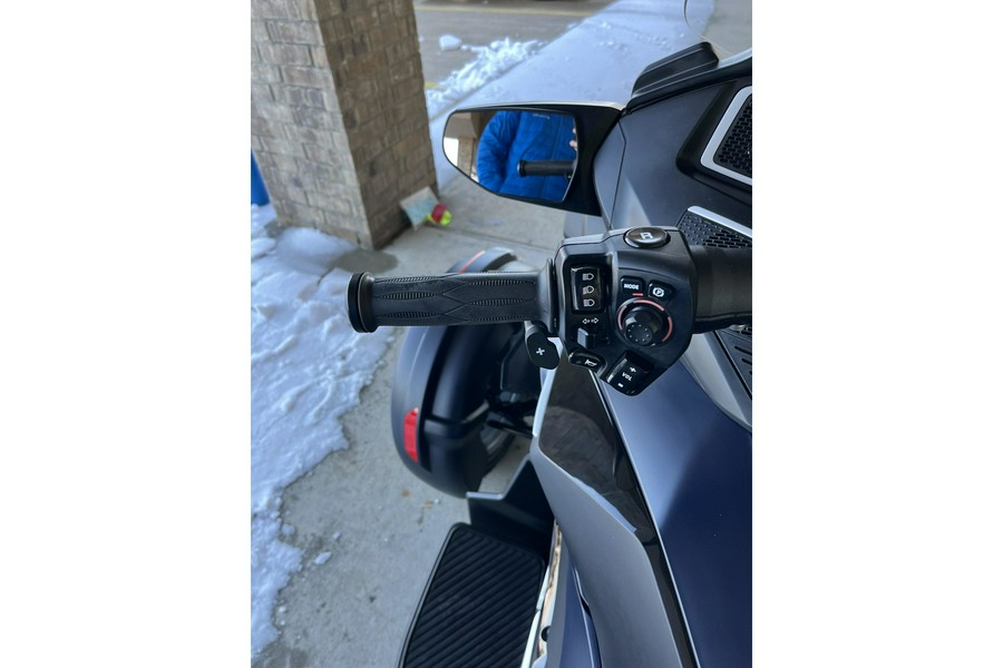 2022 Can-Am Spyder RT