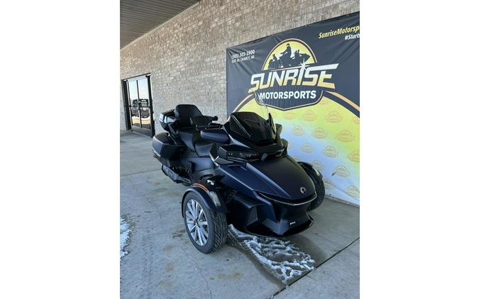 2022 Can-Am Spyder RT