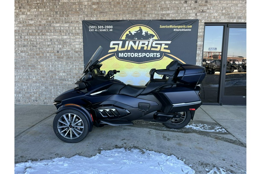 2022 Can-Am Spyder RT