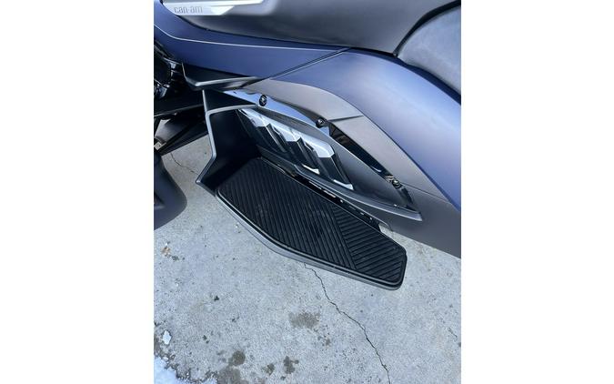 2022 Can-Am Spyder RT