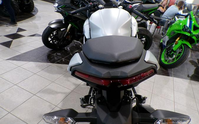 2024 Kawasaki EX500GRFNN