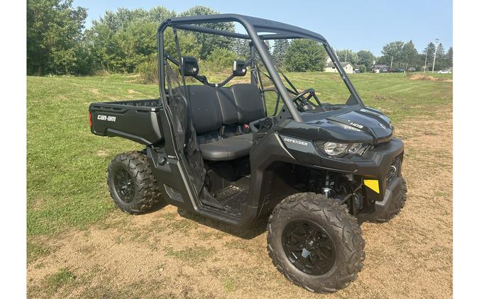 2024 Can-Am Defender DPS HD9