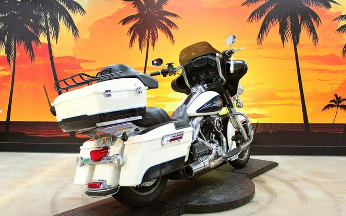 2013 Harley-Davidson® FLHTC - Electra Glide® Classic