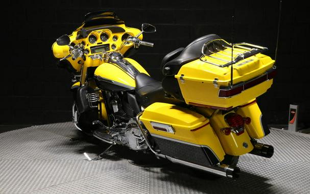 2012 Harley-Davidson® FLHTCUSE7 - CVO™ Ultra Classic® Electra Glide®