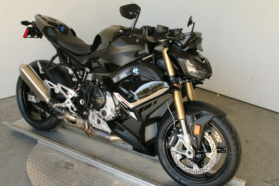 2025 BMW S 1000 R