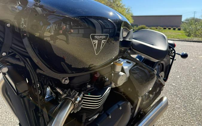 2026 Triumph Bonneville Bobber