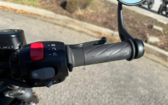 2026 Triumph Bonneville Bobber