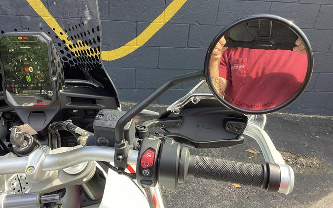 2025 Ducati DESERT X