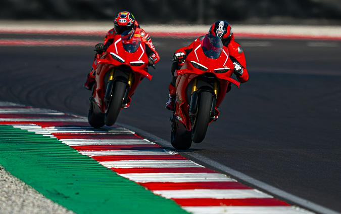 2026 Ducati Panigale V4 R