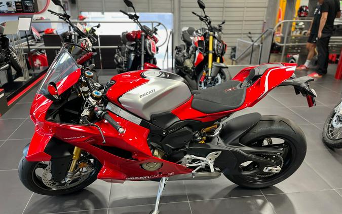 2026 Ducati Panigale V4 R