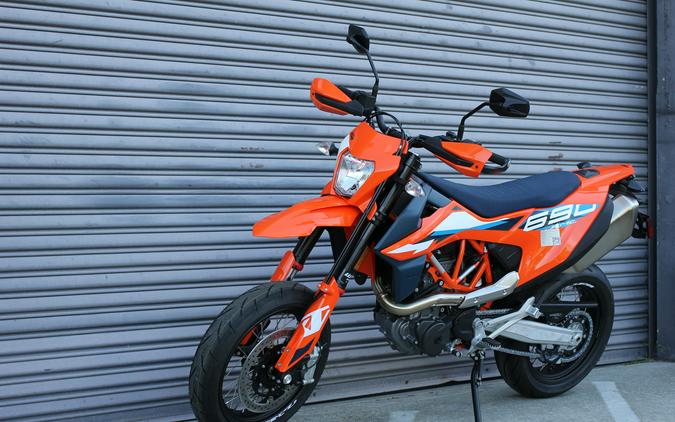 2023 KTM 690 SMC R